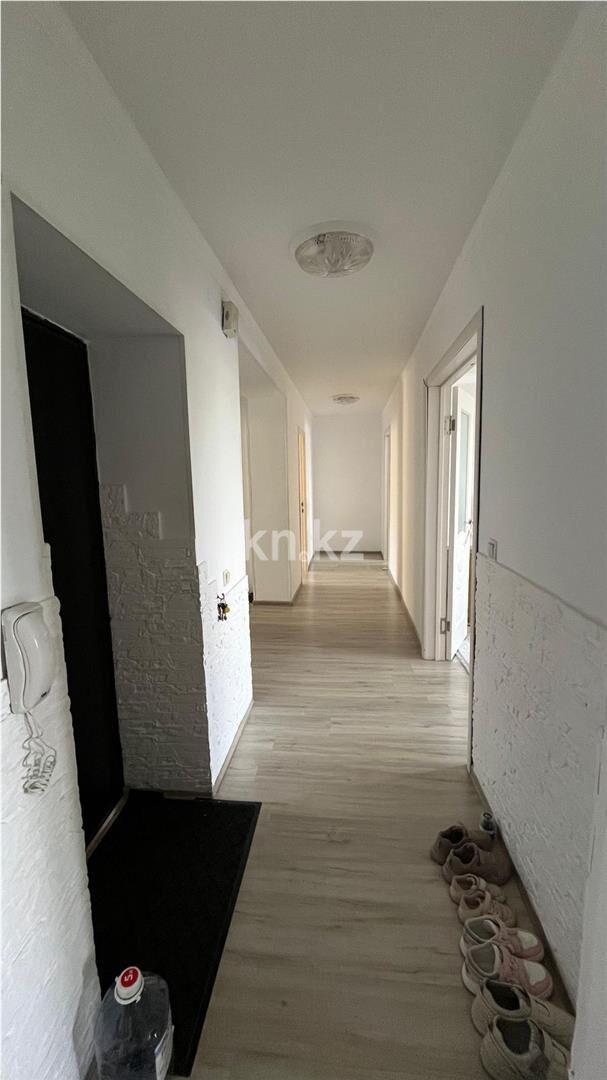 Продажа 4-комнатной квартиры, 78 м² - Продажа четырехкомнатных квартир в кирпичном доме в Караганде - страница 6 фото 9 из 12