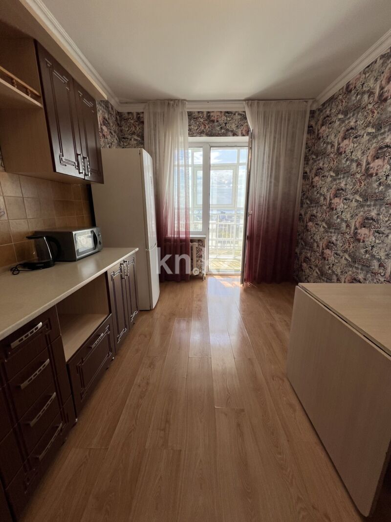 Продажа 2-комнатной квартиры, 80 м² - Продажа квартир от собственников в Караганде фото 8 из 23