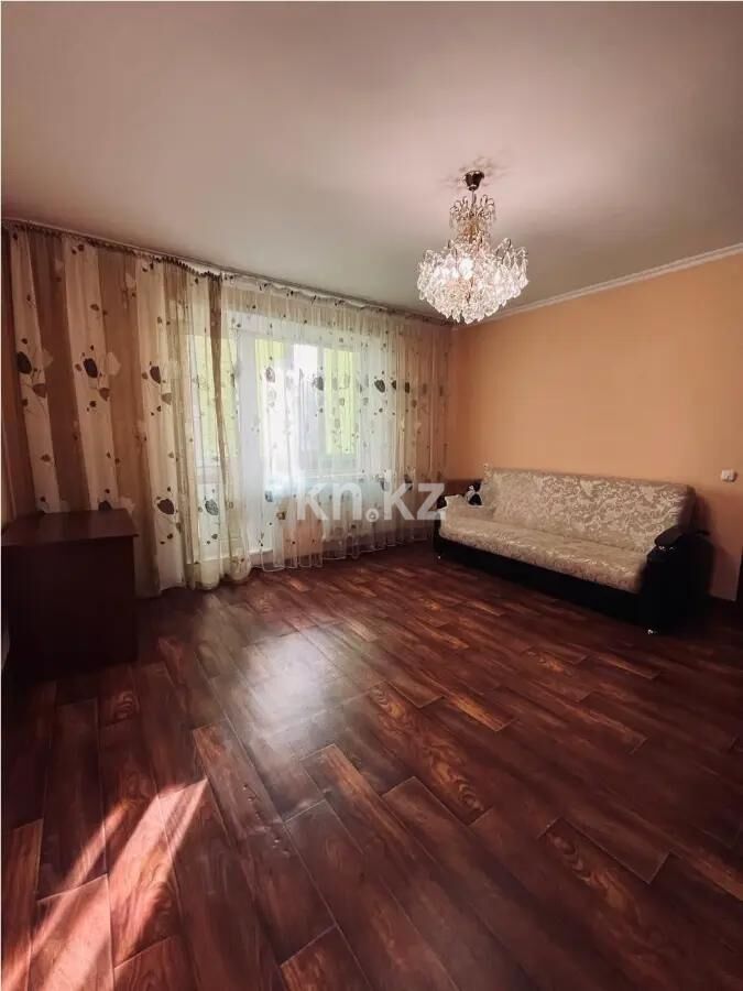 Продажа 3-комнатной квартиры, 64 м² - Продажа трехкомнатных квартир на Юго-Востоке Караганды - страница 20 фото 1 из 7