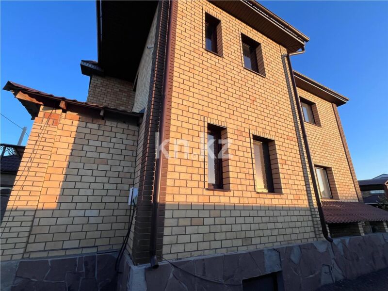 Продажа 5-комнатного дома, 283.2 м² - Продажа домов, коттеджей в Караганде - страница 5 фото 30 из 31