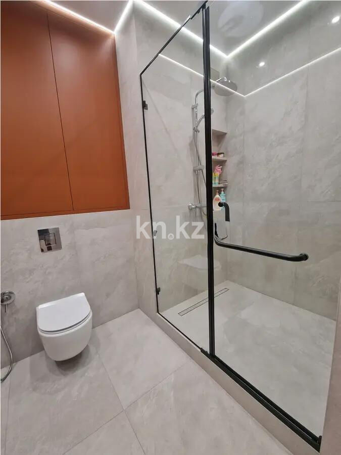 Продажа 6-комнатной квартиры, 213 м² - Продажа пятикомнатных и более квартир в монолитно-каркасном доме в Астане - страница 2 фото 11 из 13