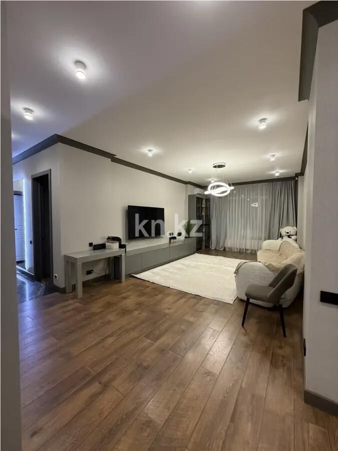 Продажа 4-комнатной квартиры, 137 м² - Продажа четырехкомнатных квартир в блочном доме в Казахстане - страница 3 фото 1 из 8