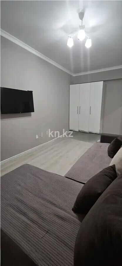 Продажа 1-комнатной квартиры, 43 м² - Продажа однокомнатных квартир в р-не Сарайшык Астаны - страница 10 фото 1 из 4