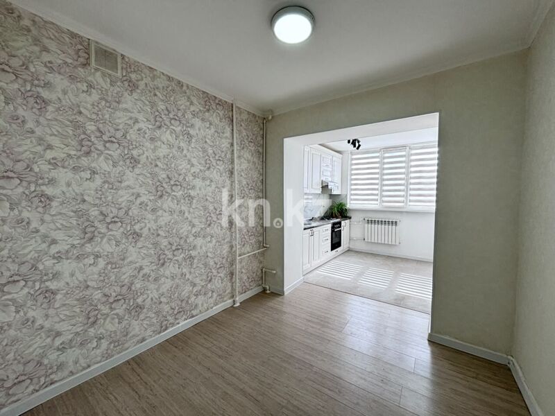 Продажа 3-комнатной квартиры, 87.1 м² - Продажа квартир в кирпичном доме в Казахстане - страница 7 фото 6 из 38