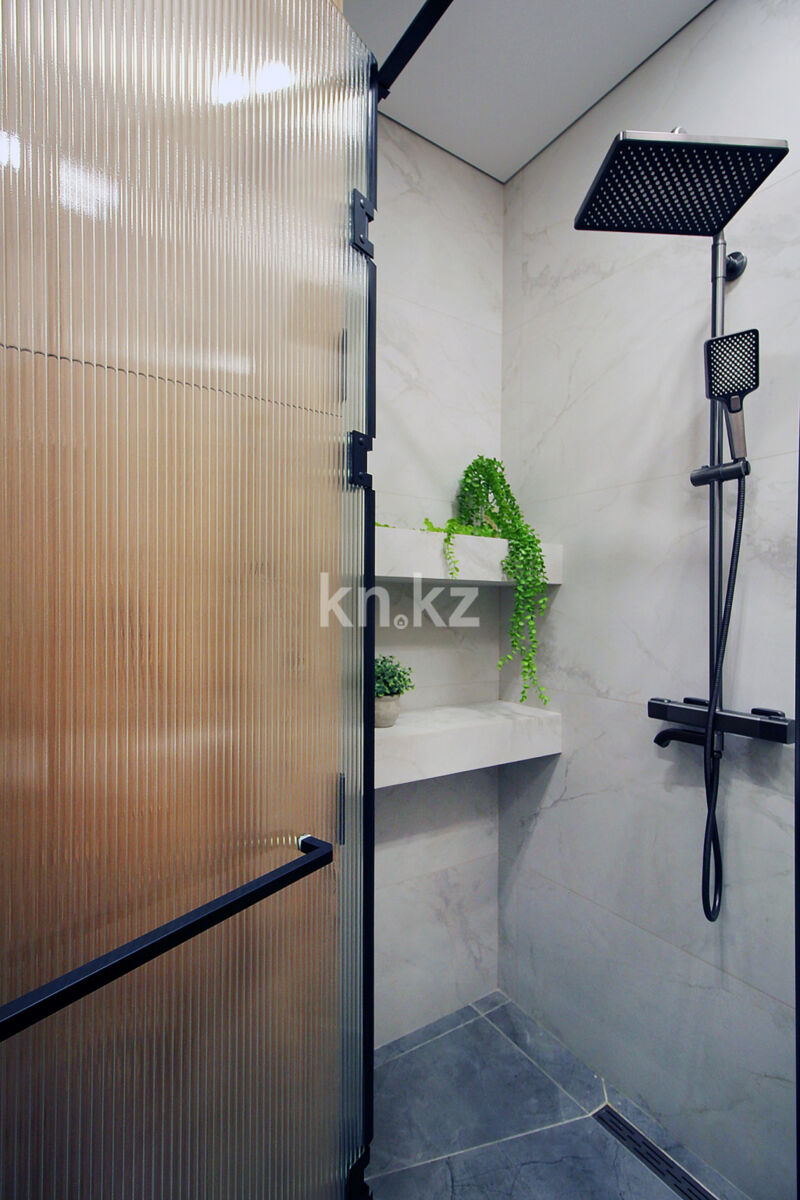 Аренда 2-комнатной квартиры посуточно, 50 м² - Аренда двухкомнатных квартир посуточно в Казахстане - страница 2 фото 13 из 14