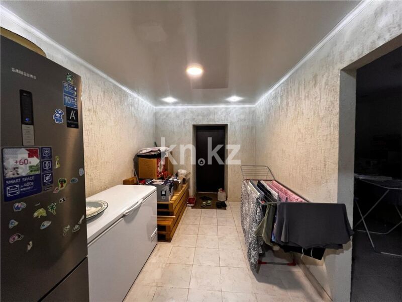 Продажа 7-комнатного дома, 320 м² - Продажа домов, коттеджей в Караганде - страница 4 фото 30 из 36