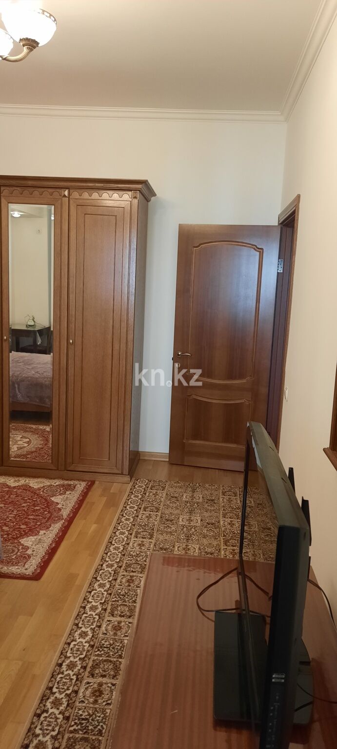 Аренда 2-комнатной квартиры, 60 м² - Аренда квартир помесячно в Алматы фото 1 из 7