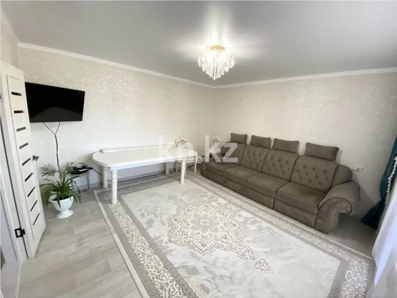 Продажа 3-комнатной квартиры, 68 м² - Продажа трехкомнатных квартир на Юго-Востоке Караганды - страница 24 фото 1 из 4