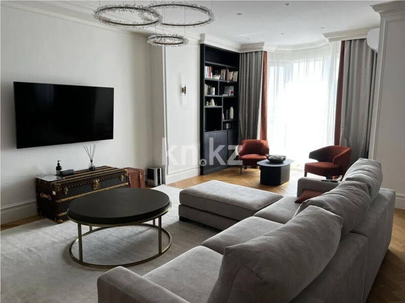 Продажа 5-комнатной квартиры, 234 м² - Продажа пятикомнатных и более квартир в блочном доме в Астане фото 1 из 7