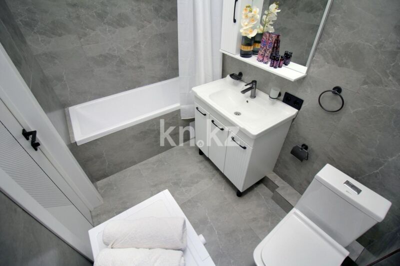 Аренда 1-комнатной квартиры посуточно, 35 м² - Аренда квартир посуточно в Алмалинском р-не Алматы - страница 2 фото 8 из 10