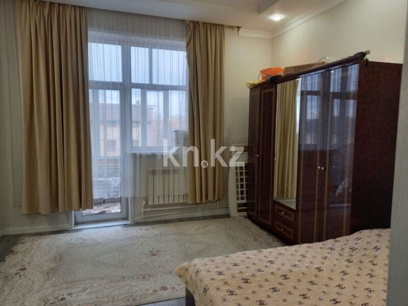 Продажа 4-комнатной квартиры, 118 м² - Продажа четырехкомнатных квартир на Юго-Востоке Караганды фото 3 из 21