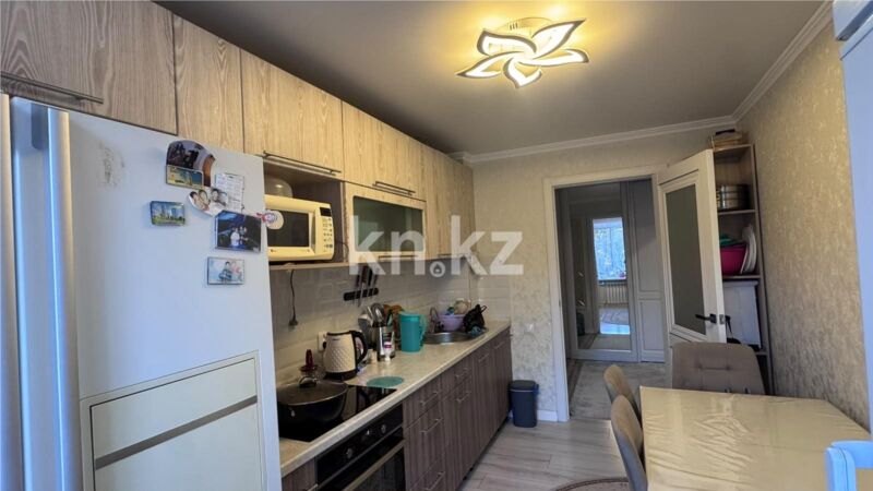 Продажа 3-комнатной квартиры, 68.8 м² - Продажа трехкомнатных квартир в Караганде - страница 3 фото 11 из 15