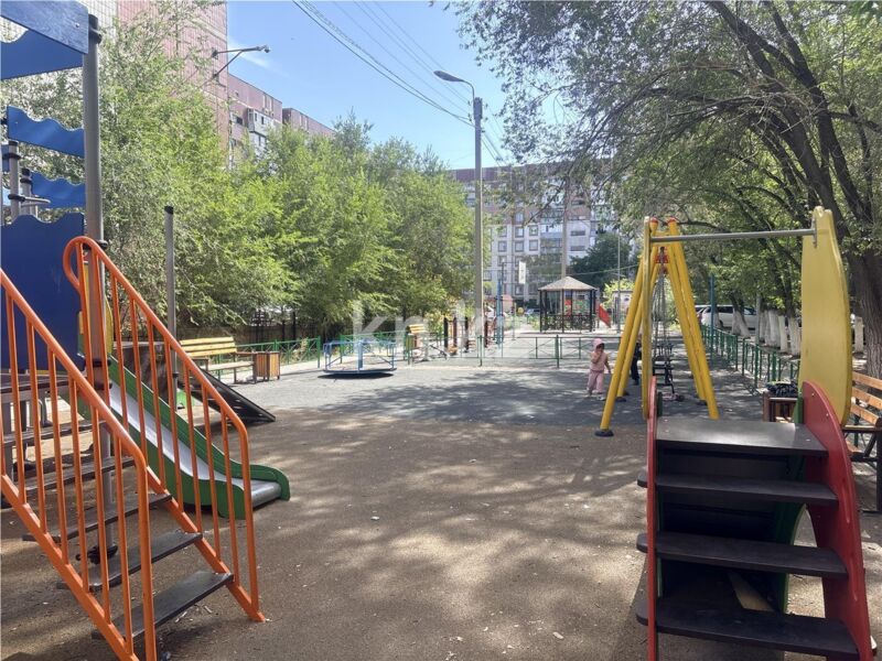 Продажа 4-комнатной квартиры, 77 м² - Продажа четырехкомнатных квартир в панельном доме в Караганде фото 29 из 31