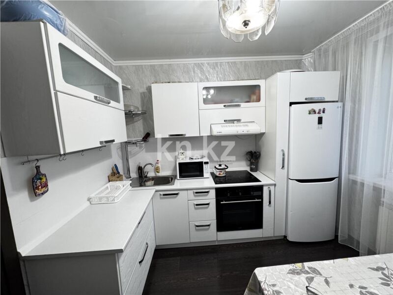 Продажа 2-комнатной квартиры, 54 м² - Продажа двухкомнатных квартир в панельном доме в Караганде - страница 13 фото 8 из 17