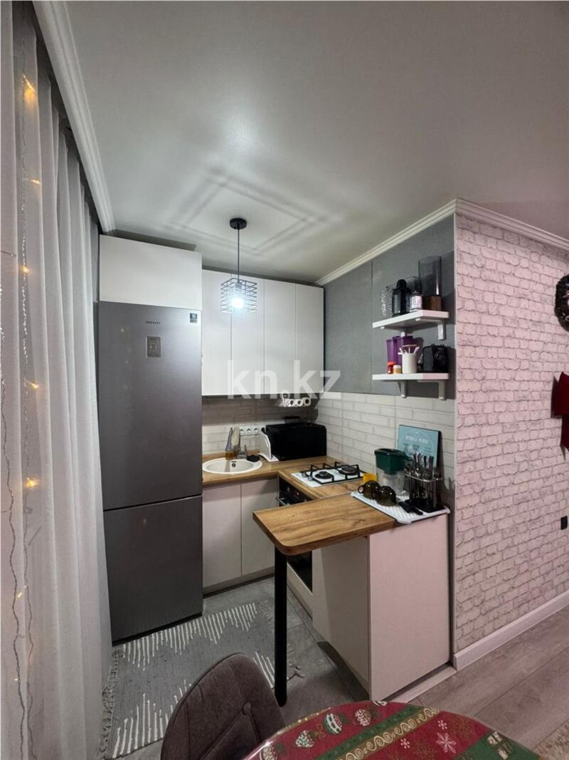 Продажа 4-комнатной квартиры, 52 м² - Продажа четырехкомнатных квартир в кирпичном доме в Казахстане - страница 22 фото 6 из 9