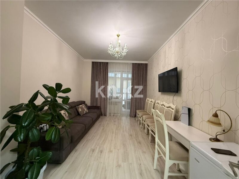 Продажа 3-комнатной квартиры, 80 м² - Продажа квартир в монолитно-каркасном доме в Караганде - страница 10 фото 1 из 15