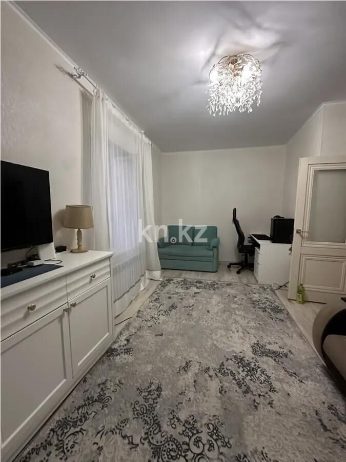 Продажа 2-комнатной квартиры, 46 м² - Продажа двухкомнатных квартир в панельном доме в Алматы - страница 20 фото 1 из 2