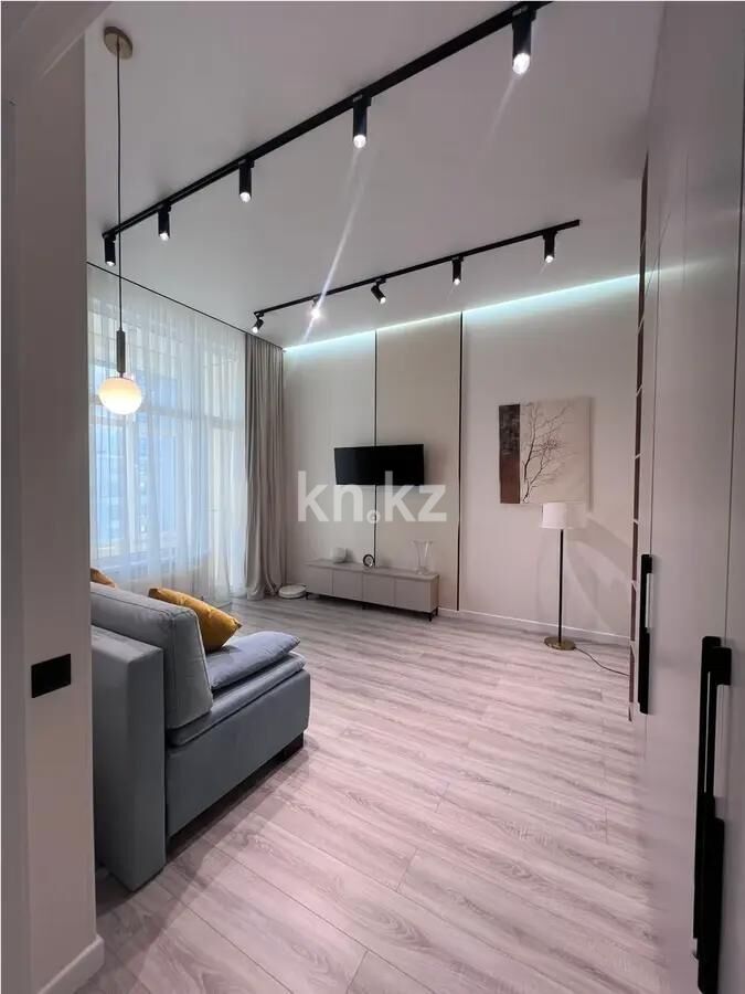 Продажа 1-комнатной квартиры, 40 м² - Продажа однокомнатных квартир в р-не Есиль Астаны - страница 31 фото 1 из 4
