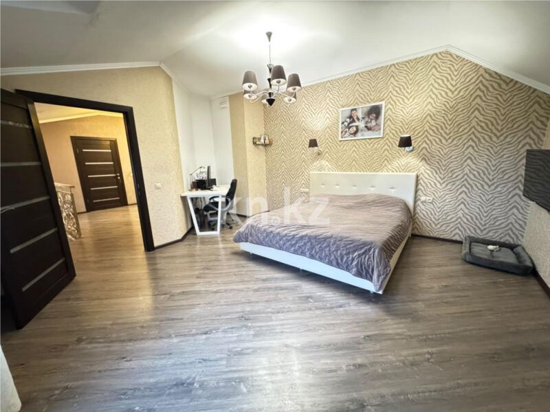 Продажа 4-комнатного дома, 367.4 м² - Продажа домов, коттеджей в Караганде - страница 4 фото 8 из 38