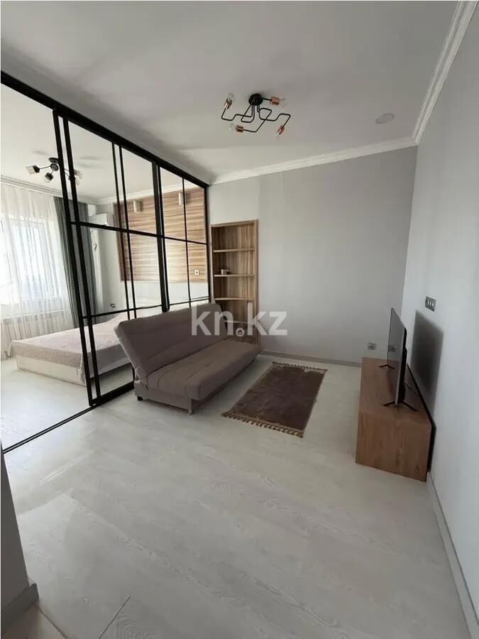 Продажа 1-комнатной квартиры, 45 м² - Продажа однокомнатных квартир в Городе Караганды - страница 4 фото 1 из 6