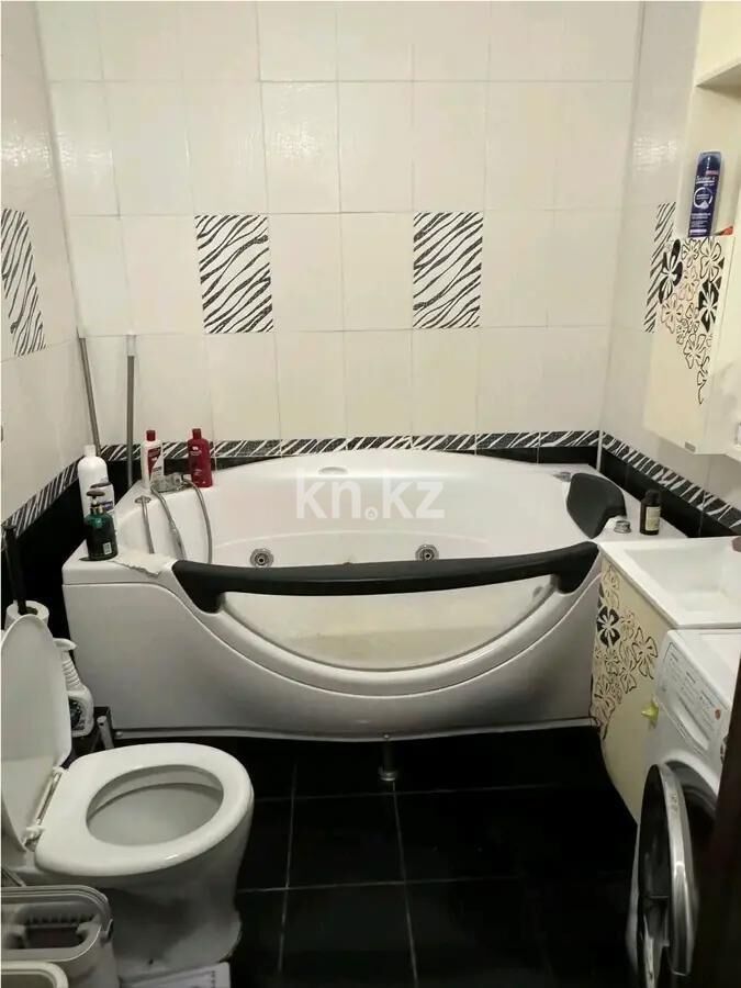 Продажа 2-комнатной квартиры, 55 м² - Продажа двухкомнатных квартир в панельном доме в Алматы - страница 28 фото 2 из 2