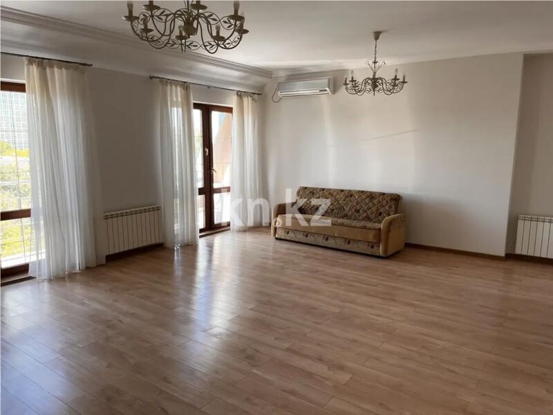 Продажа 4-комнатной квартиры, 188 м² - Продажа четырехкомнатных квартир в монолитно-каркасном доме в Казахстане - страница 19 фото 1 из 8