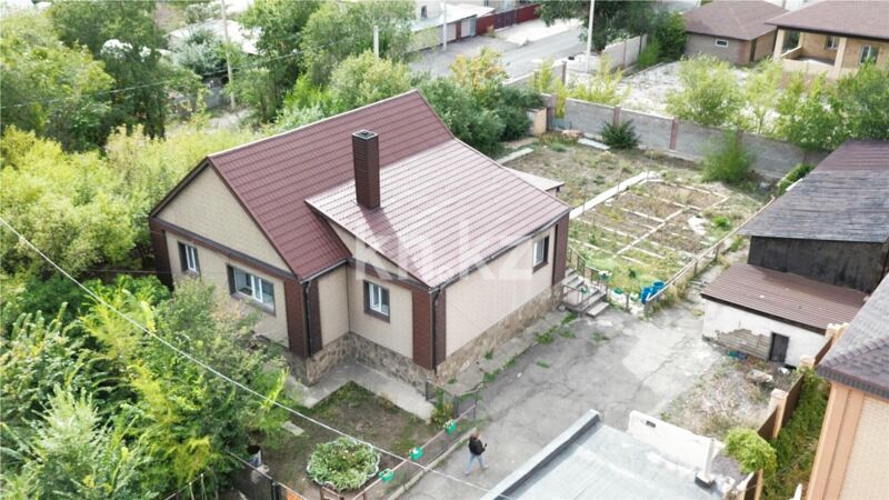 Продажа 4-комнатного дома, 160 м² - Продажа домов, коттеджей в Караганде - страница 2 фото 1 из 17