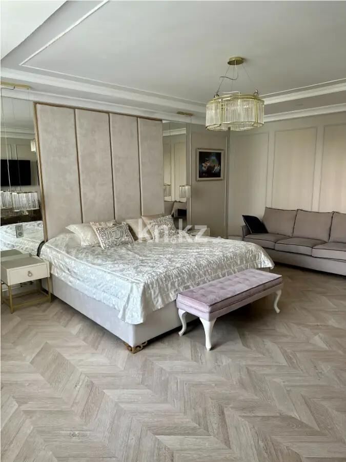 Продажа 7-комнатной квартиры, 297.4 м² - Продажа пятикомнатных и более квартир в Бостандыкском р-не Алматы фото 2 из 7
