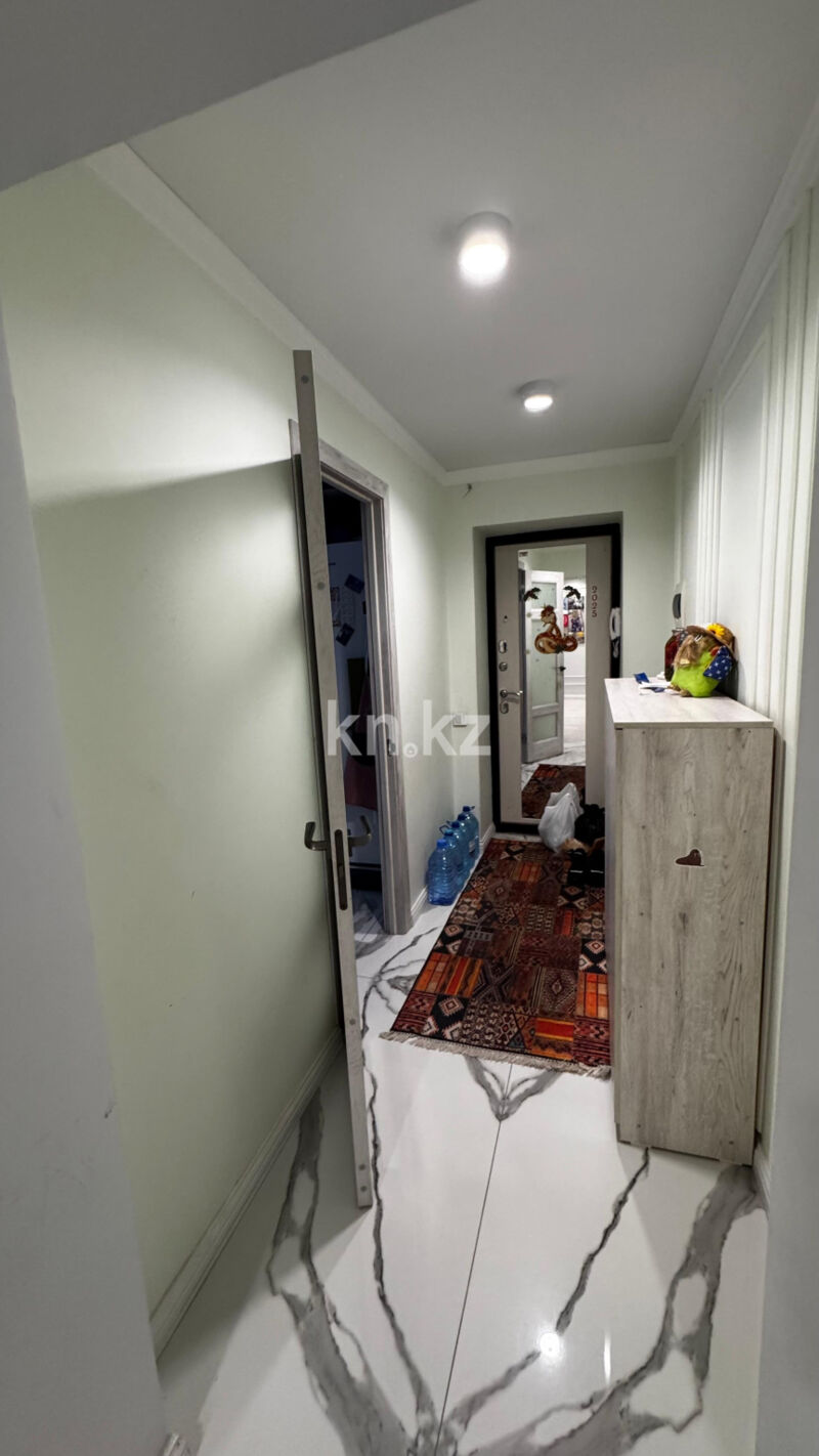 Продажа 4-комнатной квартиры, 134.9 м² - Продажа четырехкомнатных квартир в кирпичном доме в Караганде - страница 4 фото 1 из 33