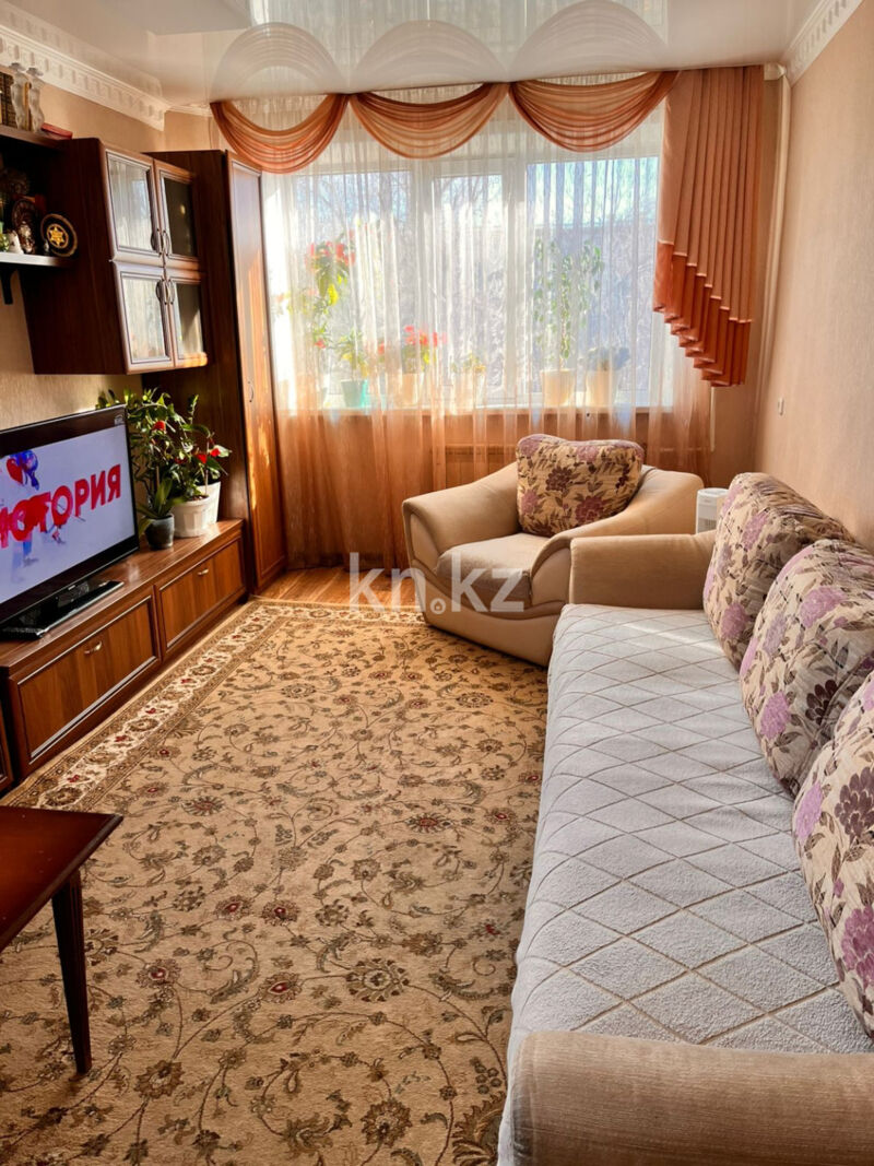 Продажа 3-комнатной квартиры, 63 м² - Продажа квартир в районе Юго-Восток в Караганде фото 2 из 15