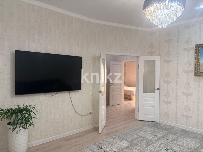 Продажа 3-комнатной квартиры, 92.4 м² - Продажа трехкомнатных квартир на Юго-Востоке Караганды фото 1 из 26