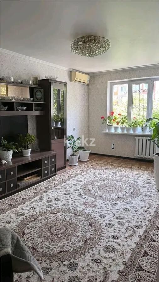 Продажа 4-комнатной квартиры, 86 м² - Продажа четырехкомнатных квартир в панельном доме в Алматы фото 1 из 8