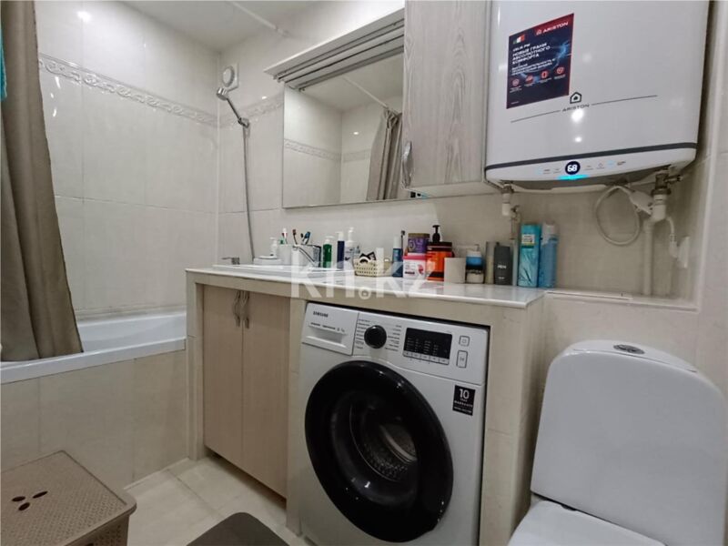 Продажа 4-комнатной квартиры, 73 м² - Продажа четырехкомнатных квартир в кирпичном доме в Караганде - страница 5 фото 9 из 12