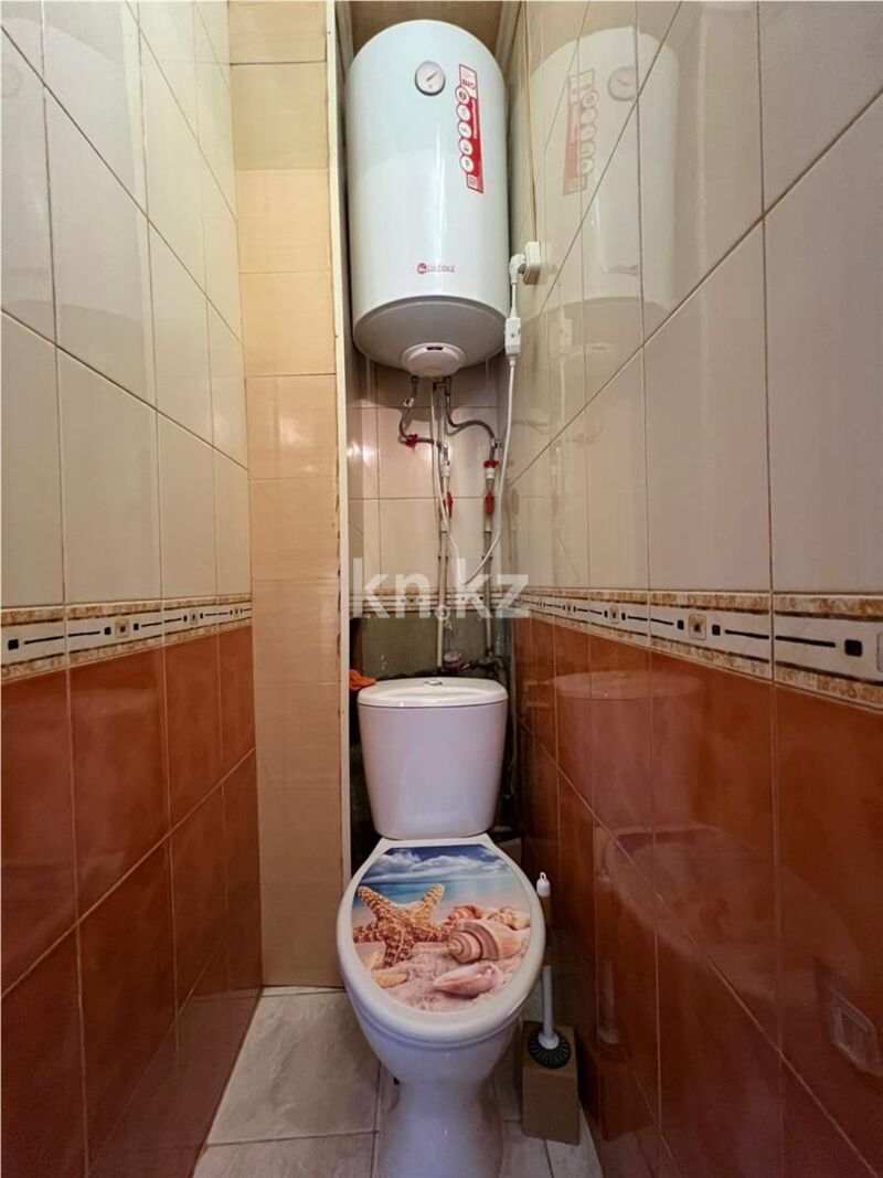 Продажа 4-комнатной квартиры, 74 м² - Продажа четырехкомнатных квартир в панельном доме в Караганде - страница 3 фото 17 из 21