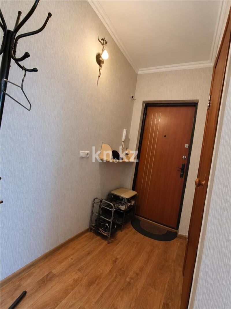 Продажа 3-комнатной квартиры, 58 м² - Продажа трехкомнатных квартир в панельном доме в Караганде - страница 5 фото 8 из 11