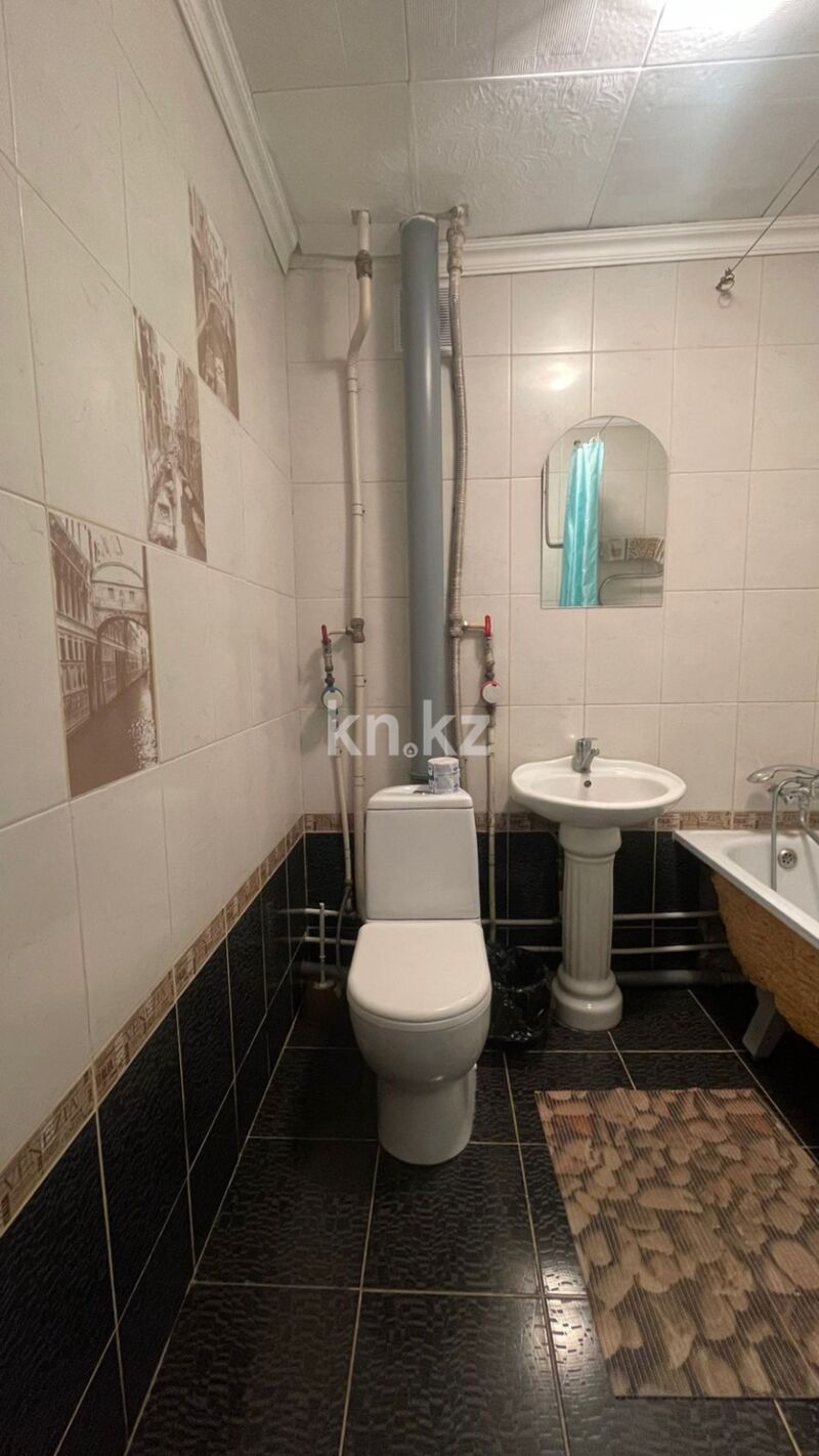 Аренда 1-комнатной квартиры посуточно, 33 м² - Аренда однокомнатных квартир посуточно в Усть-Каменогорске фото 12 из 17