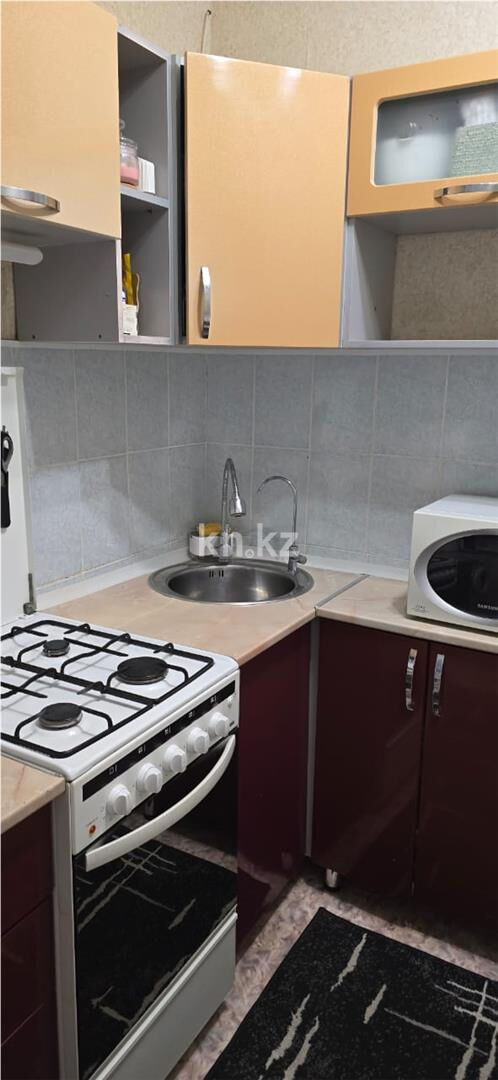 Продажа 4-комнатной квартиры, 62 м² - Продажа четырехкомнатных квартир в панельном доме в Караганде - страница 5 фото 8 из 14