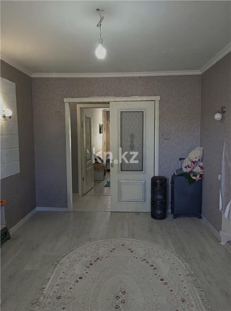 Продажа 2-комнатной квартиры, 44 м² - Продажа двухкомнатных квартир в Майкудуке Караганды - страница 16 фото 2 из 7