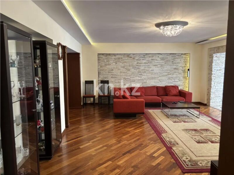 Продажа 5-комнатной квартиры, 214.8 м² - Продажа пятикомнатных и более квартир в Бостандыкском р-не Алматы - страница 2 фото 1 из 10