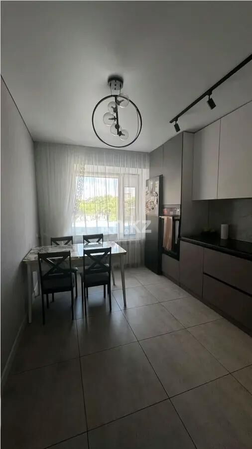 Продажа 4-комнатной квартиры, 100 м² - Продажа четырехкомнатных квартир в кирпичном доме в Караганде - страница 4 фото 5 из 7