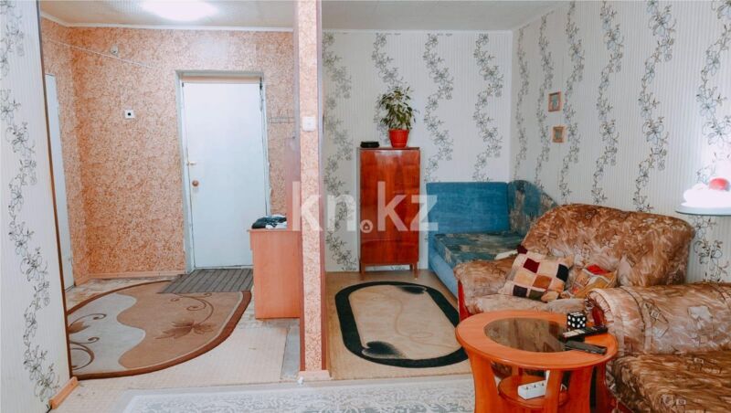 Продажа 1-комнатной квартиры, 37 м² - Продажа однокомнатных квартир на Юго-Востоке Караганды - страница 3 фото 4 из 9