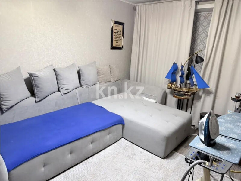 Продажа 1-комнатной квартиры, 40 м² - Продажа квартир в панельном доме в Караганде - страница 2 фото 1 из 4