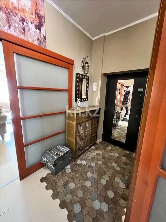 Продажа 2-комнатной квартиры, 87 м² - Продажа двухкомнатных квартир в блочном доме в Алматы фото 3 из 4