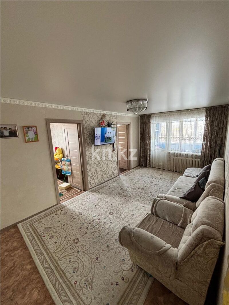 Продажа 4-комнатной квартиры, 61 м² - Продажа четырехкомнатных квартир в панельном доме в Казахстане - страница 15 фото 1 из 10
