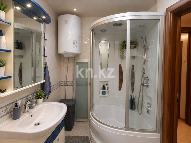 Продажа 2-комнатной квартиры, 65 м² - Продажа двухкомнатных квартир в Темиртау - страница 2 фото 10 из 13