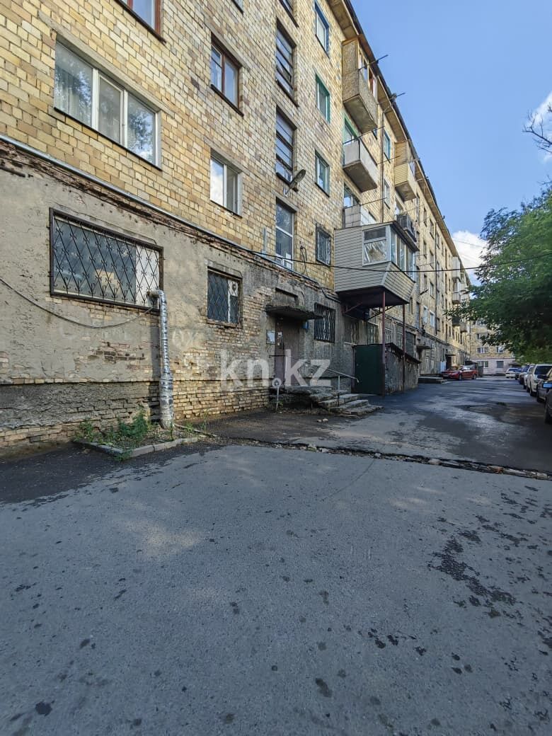 Продажа 3-комнатной квартиры, 42 м² - Продажа трехкомнатных квартир в Майкудуке Караганды - страница 8 фото 26 из 31