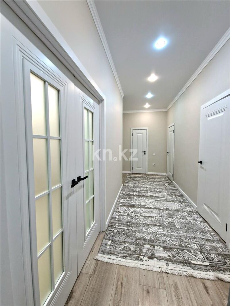 Продажа 4-комнатной квартиры, 115 м² - Продажа четырехкомнатных квартир в кирпичном доме в Караганде - страница 6 фото 15 из 18