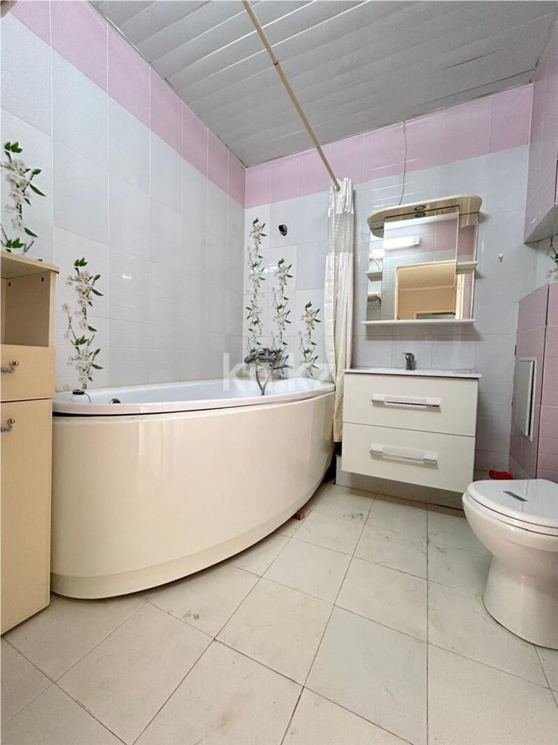 Продажа 4-комнатной квартиры, 122 м² - Продажа квартир в кирпичном доме в Астане - страница 225 фото 13 из 15
