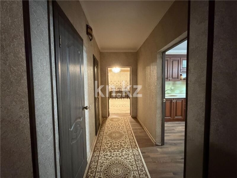 Продажа 2-комнатной квартиры, 79 м² - Продажа квартир на Юго-Востоке Караганды - страница 3 фото 19 из 30