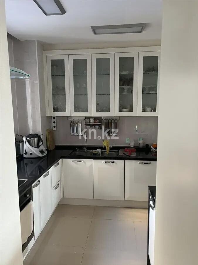 Продажа 4-комнатной квартиры, 142 м² - Продажа квартир в блочном доме в Астане - страница 11 фото 3 из 6